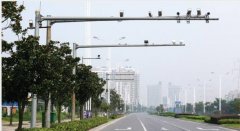 道路监控杆